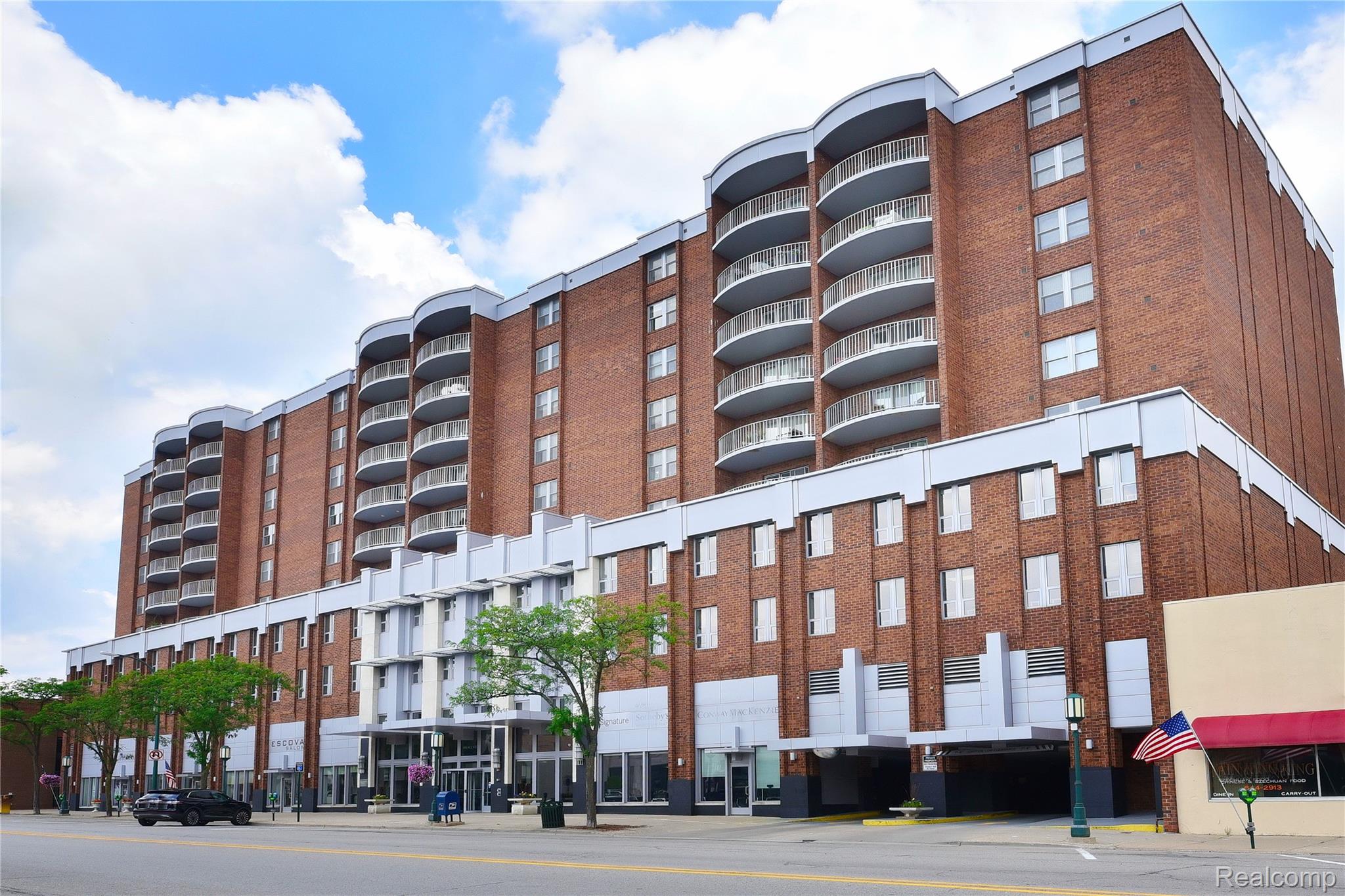 411 S OLD WOODWARD Avenue 1002