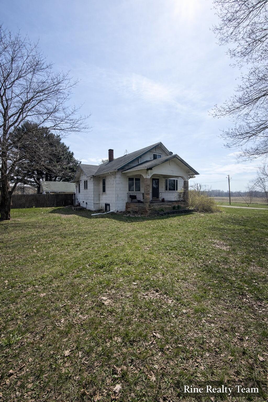 1091 N Benton Center Road