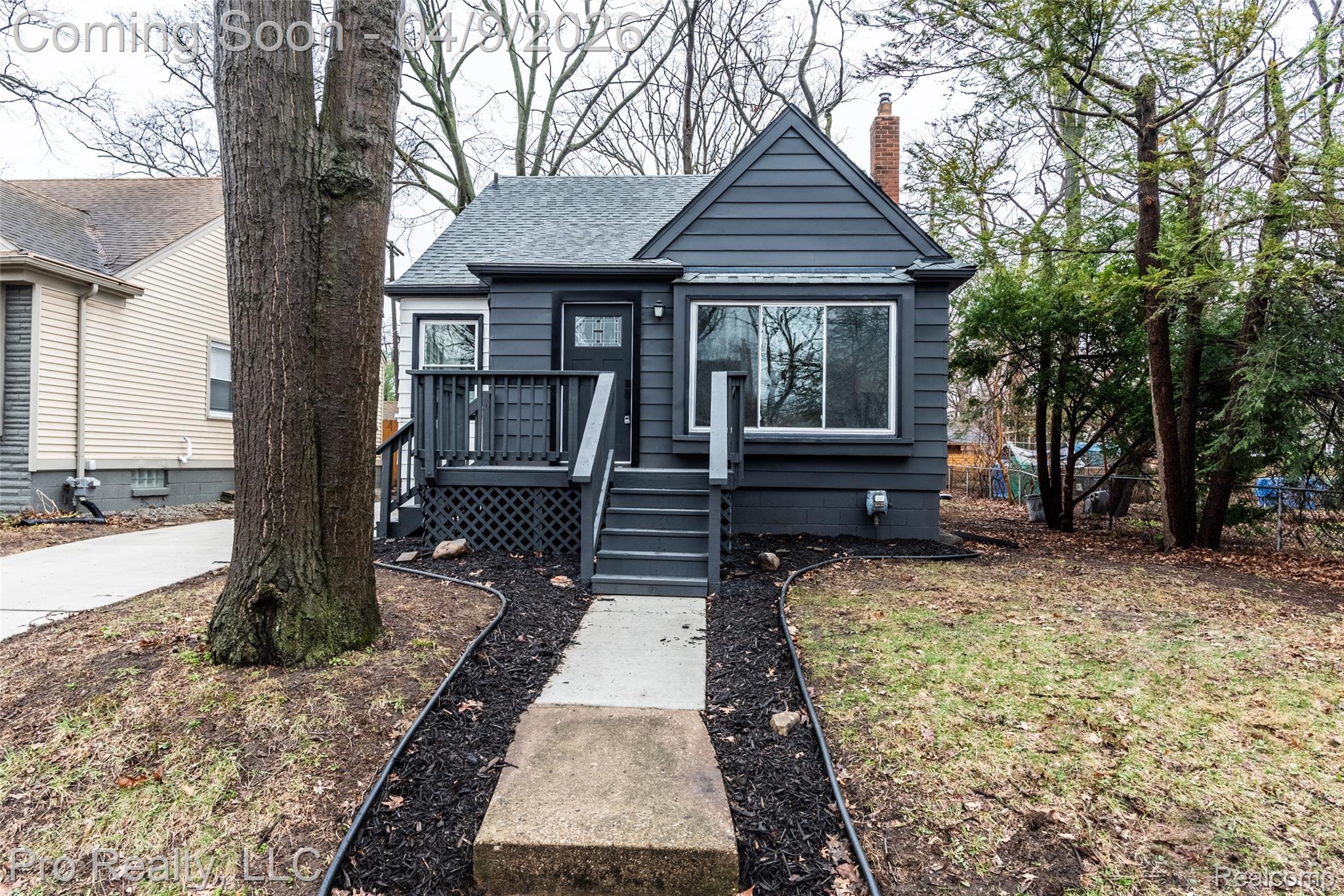 923 Gardendale Street