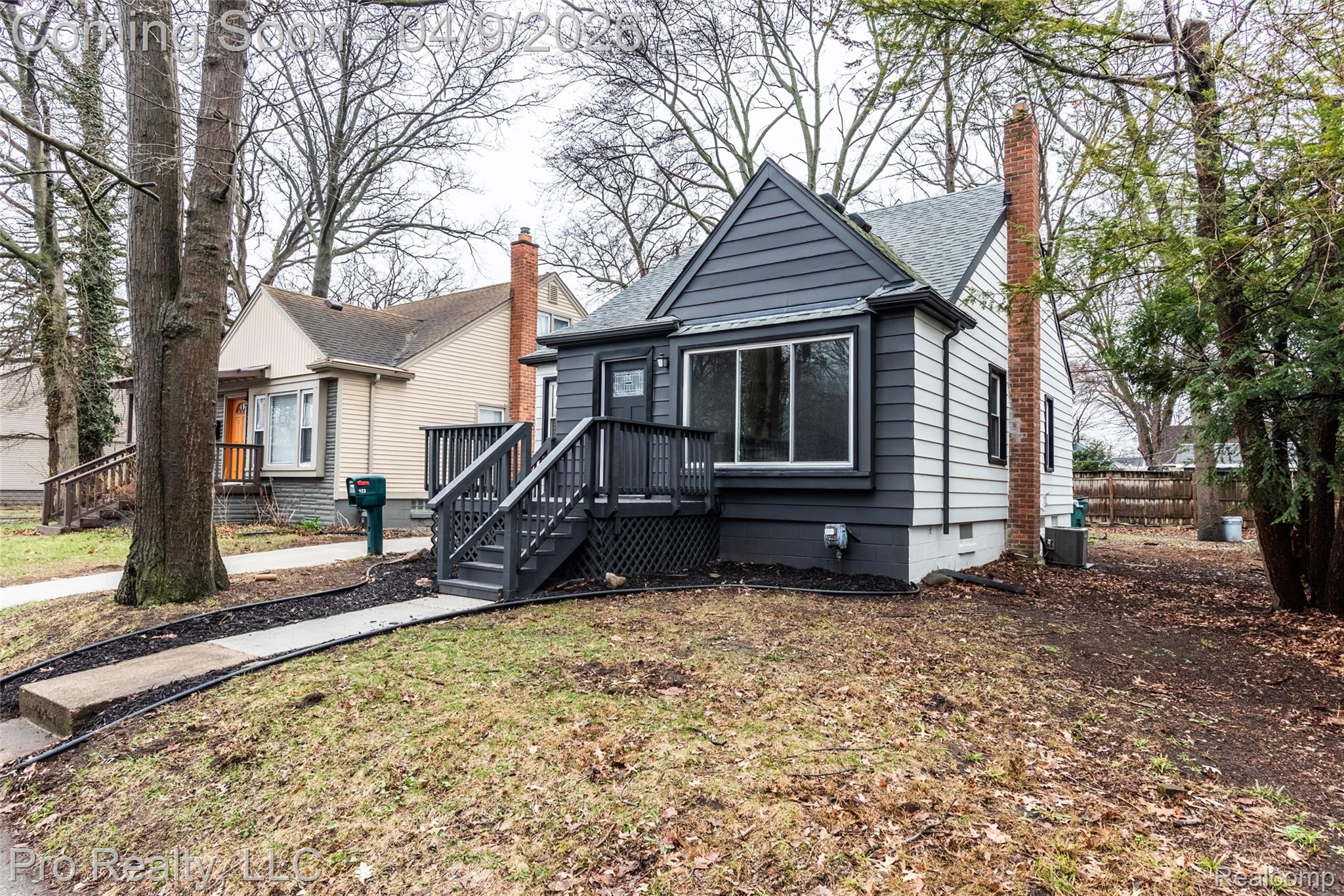 923 Gardendale Street