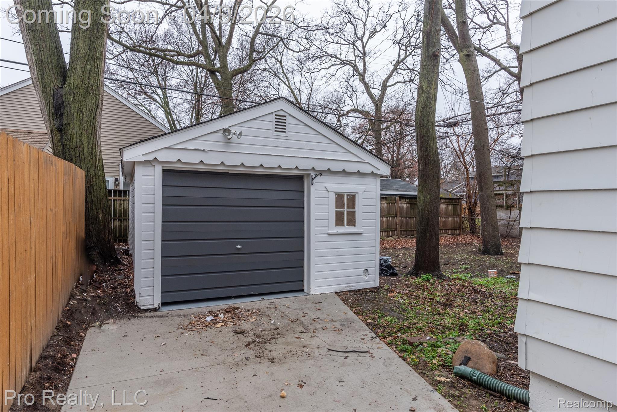 923 Gardendale Street