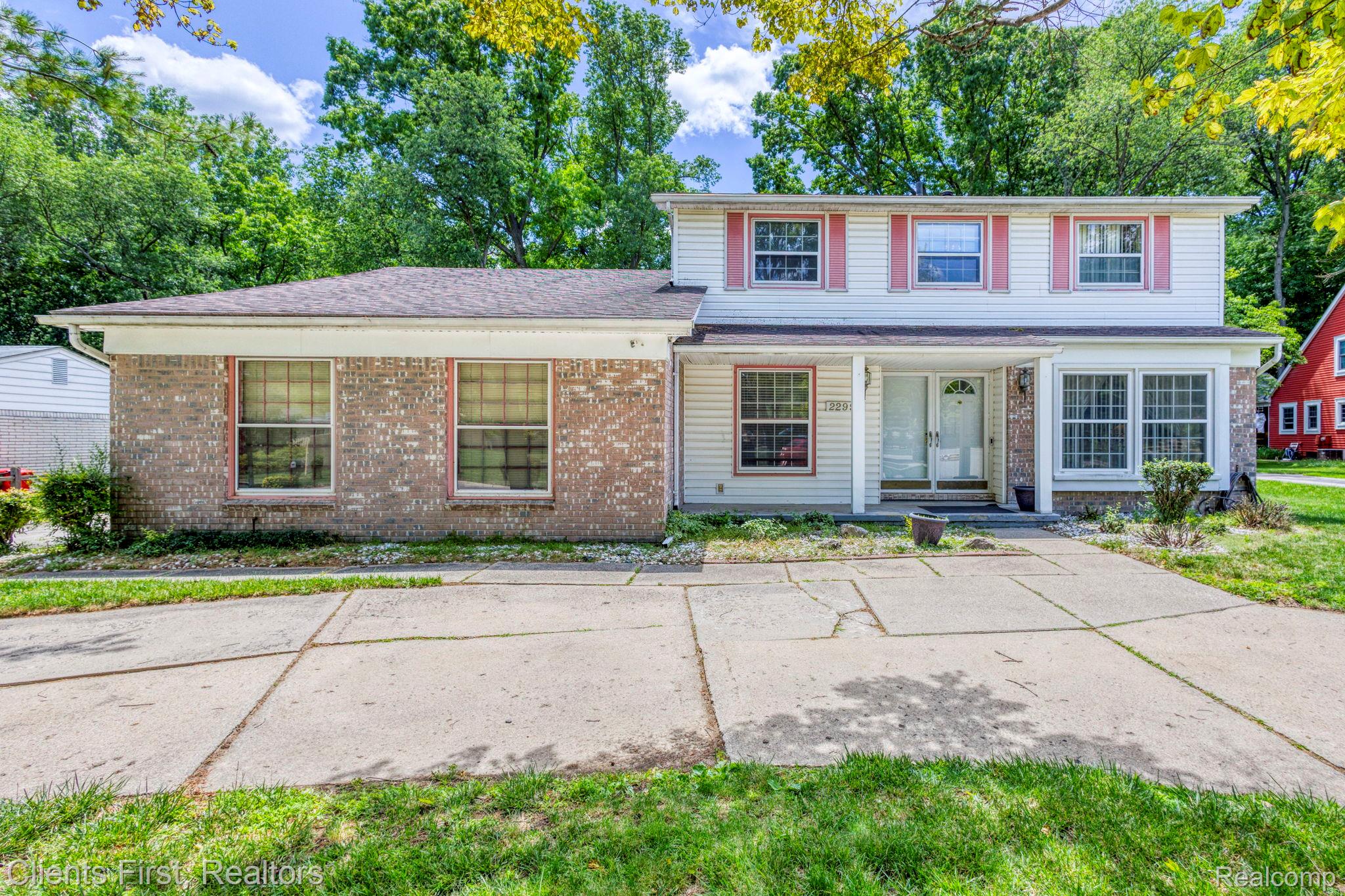 22999 Valley View Drive