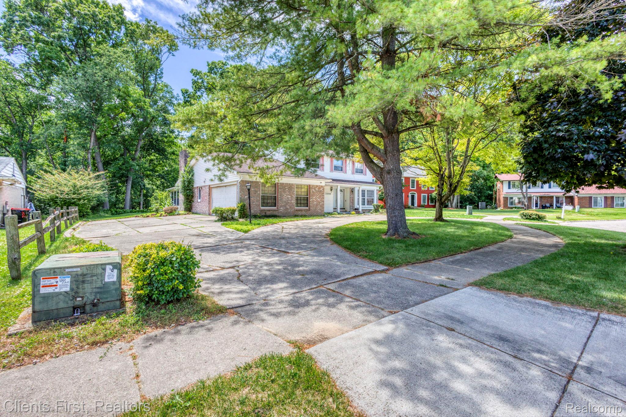 22999 Valley View Drive