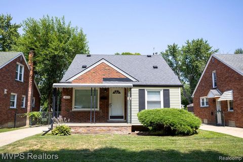 19775 Damman Street Harper Woods City MI 48225