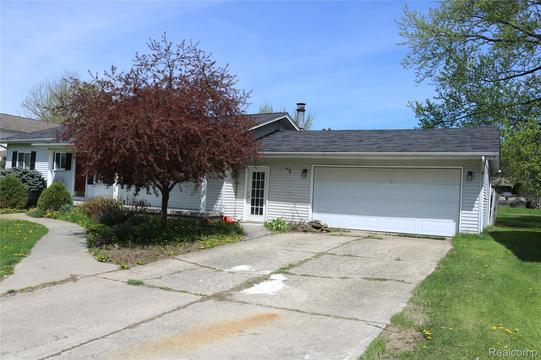 1073 Sarah Street