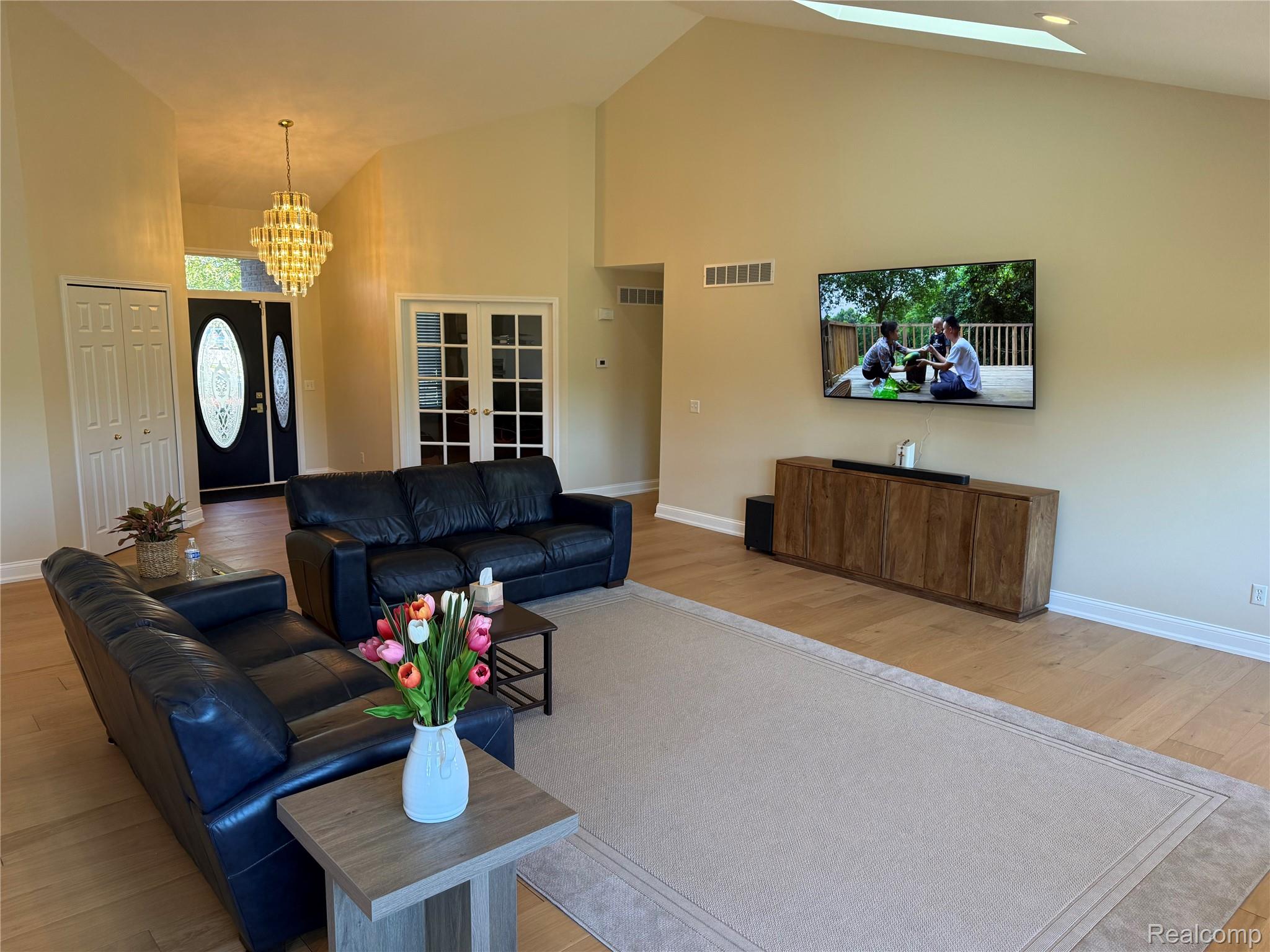 61216 Wedgewood Drive