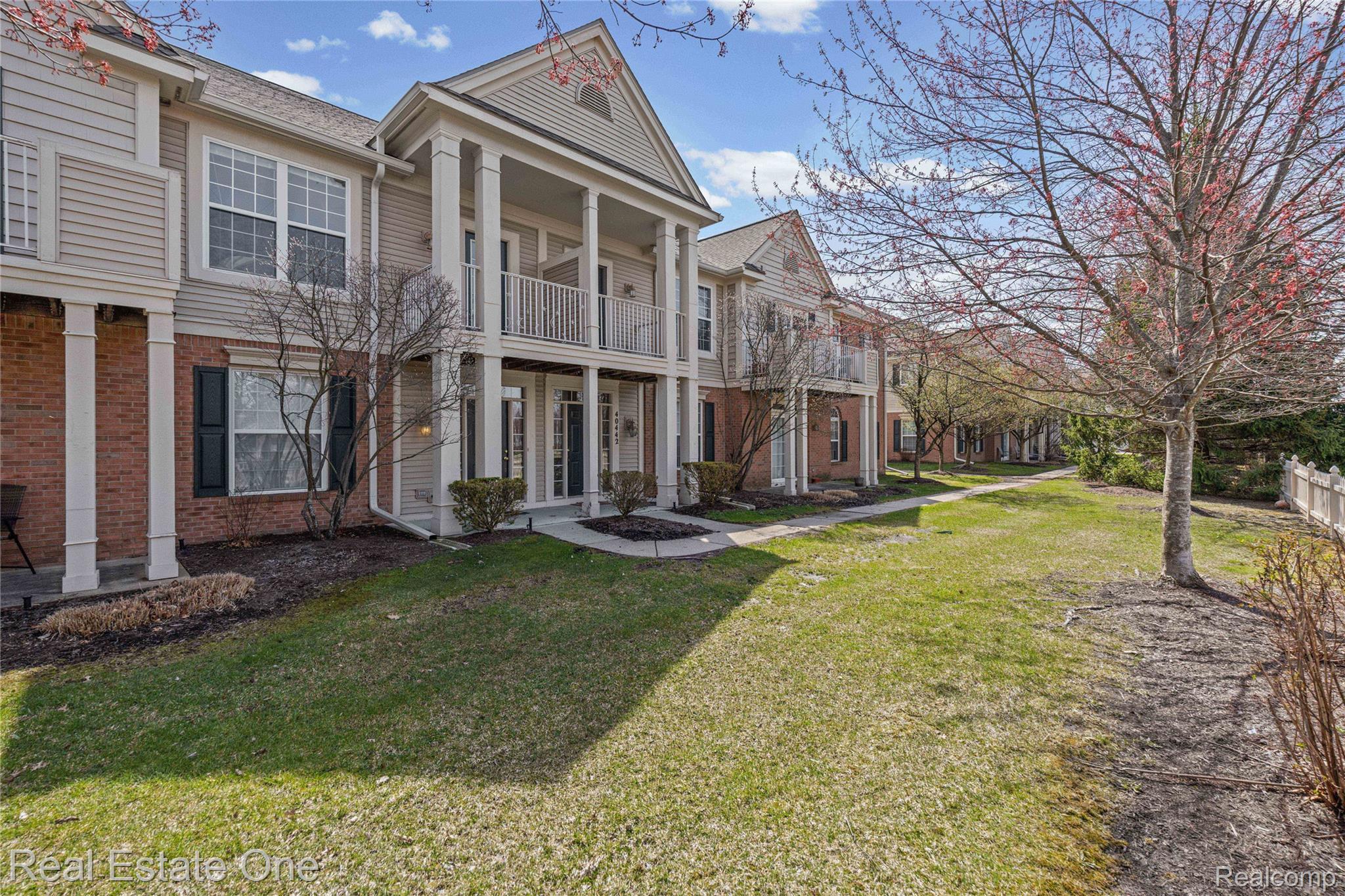 40442 Bay Harbor Lane