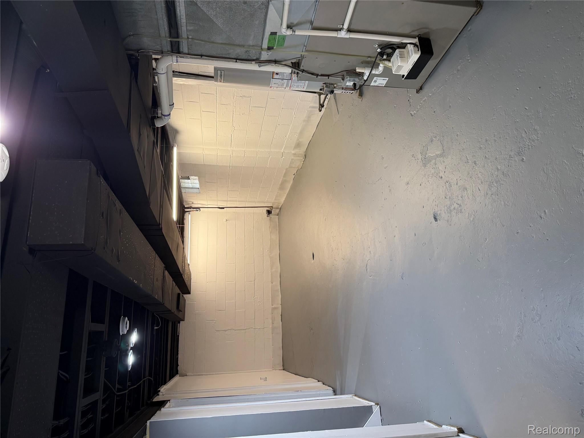 Berkley City, Michigan 48072, United States, 3 Bedrooms Bedrooms, ,3 BathroomsBathrooms,Residential,Active,205565