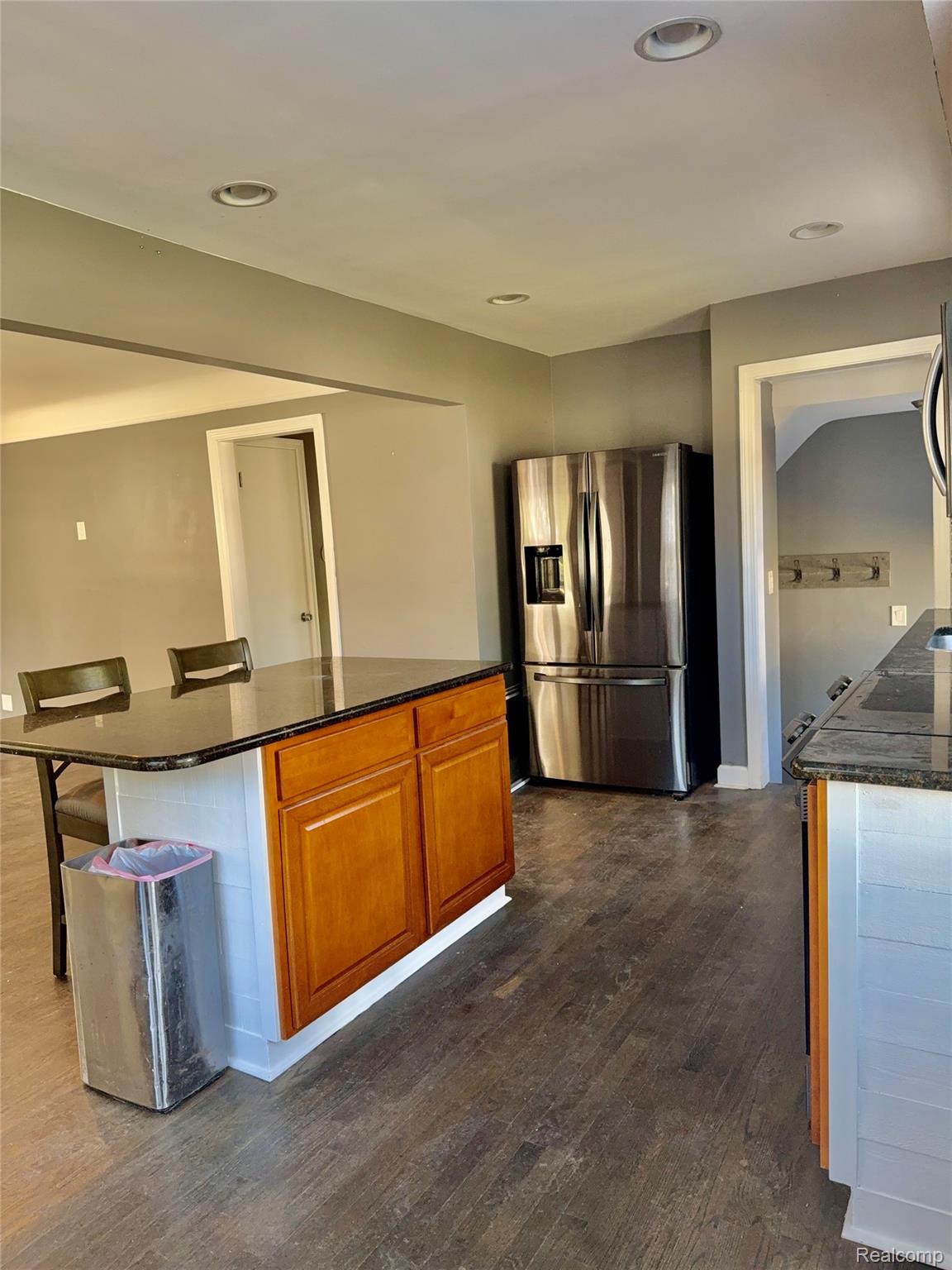 Berkley City, Michigan 48072, United States, 3 Bedrooms Bedrooms, ,3 BathroomsBathrooms,Residential,Active,205565