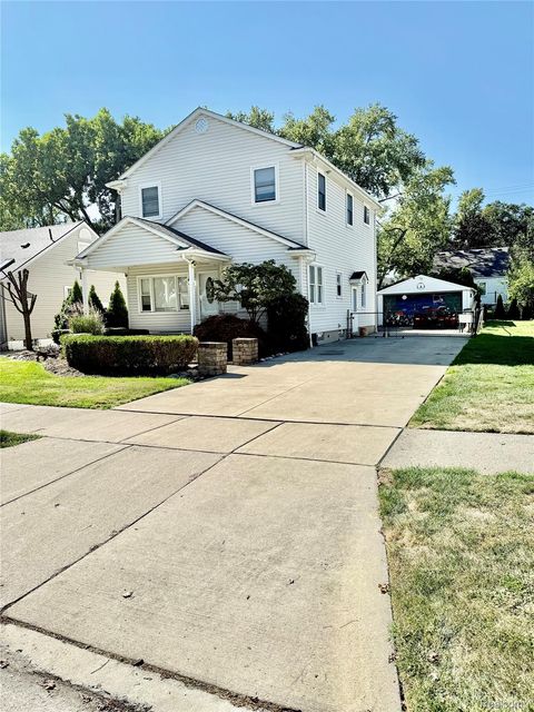 2729 Kipling Avenue Berkley City MI 48072