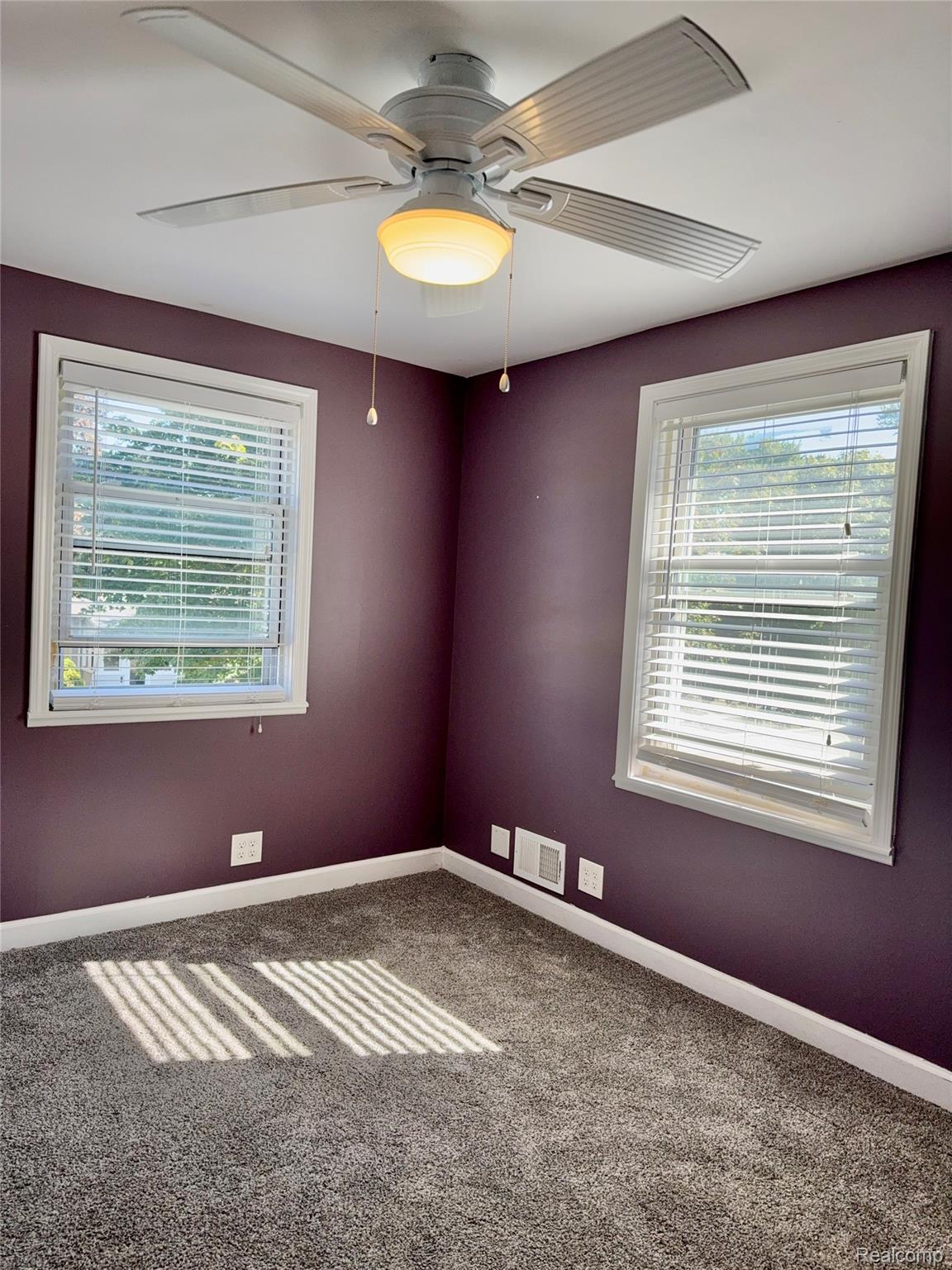 Berkley City, Michigan 48072, United States, 3 Bedrooms Bedrooms, ,3 BathroomsBathrooms,Residential,Active,205565