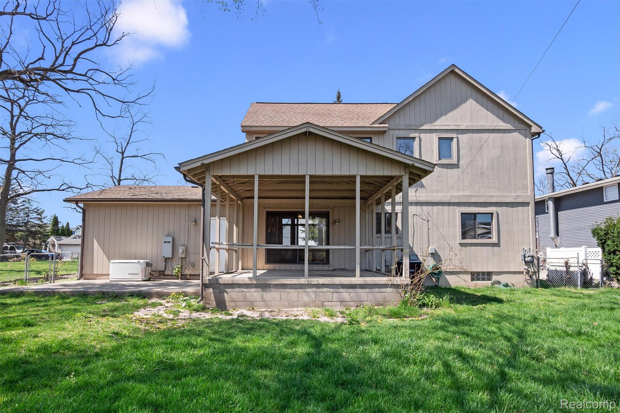 5461 Putnam Drive