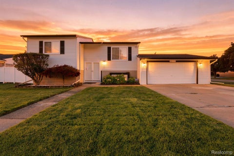 Photo for 32171 Belcrest Road