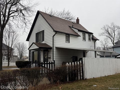 403 Maple Street Wyandotte City MI 48192