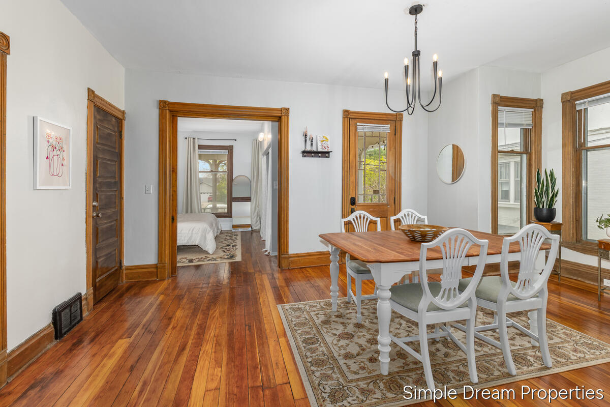 556 Lafayette Avenue SE