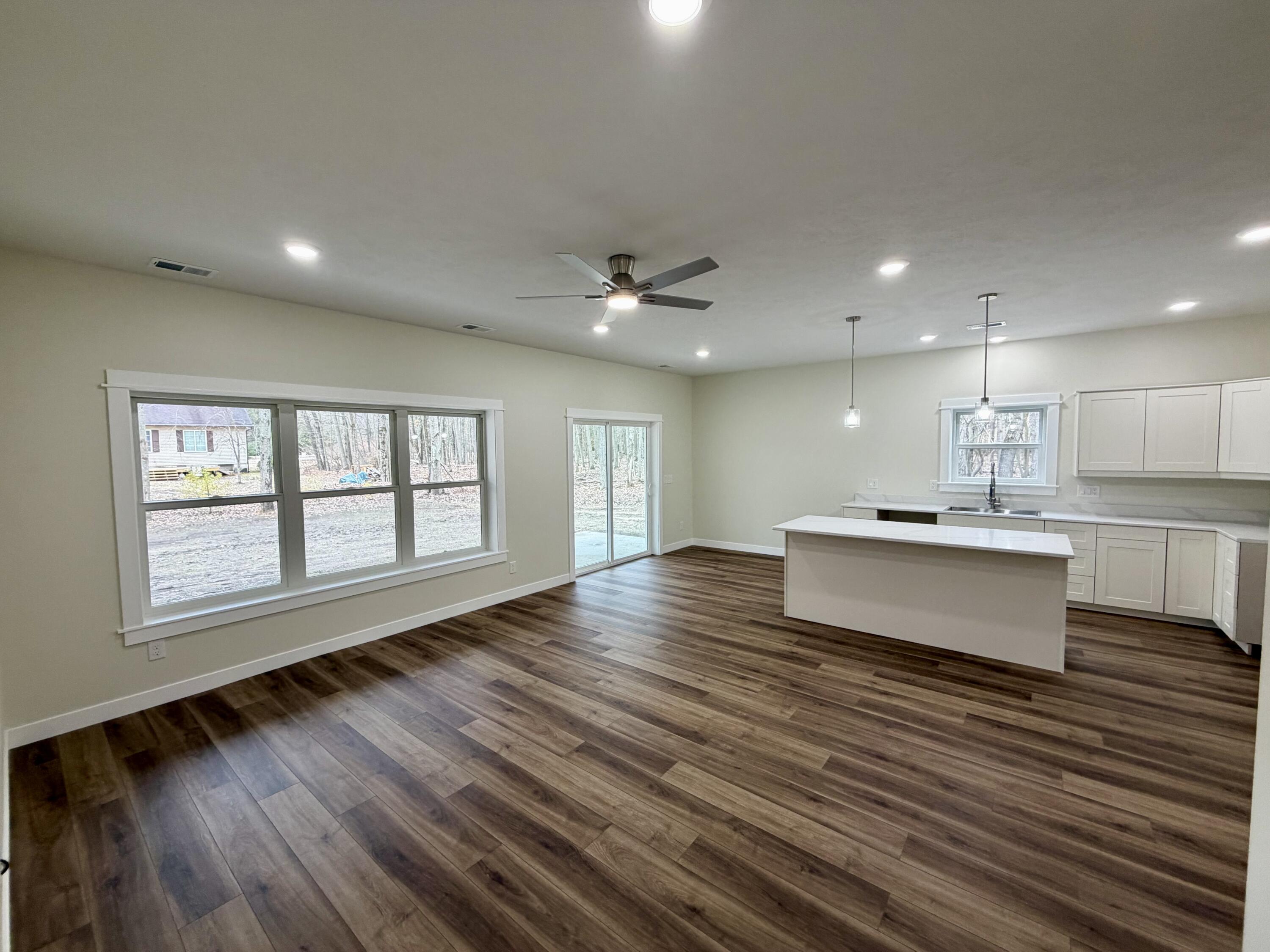 9215 Edgewater Drive