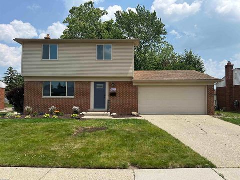 33778 Fraser Avenue Fraser City MI 48026