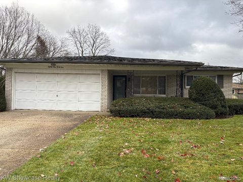 8141 Rene Court White Lake Charter Township MI 48386
