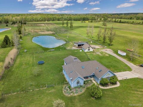 8322 N SHORT Road NW Columbus Township MI 48063
