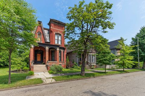 A home in DetroitCity_Wayne