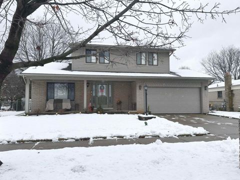 Photo of 19559 Lloyd St, Clinton Charter Township, MI 48038 (MLS # 58050196132)
