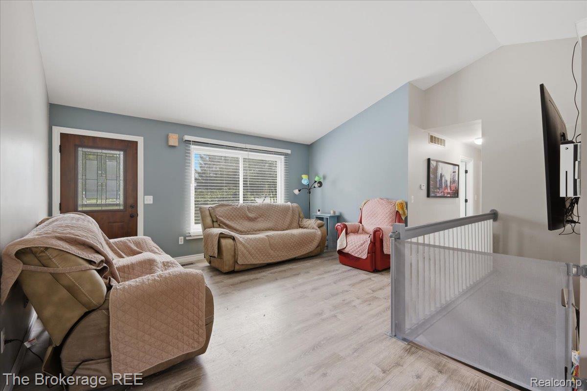 11282 Silver Lake Road