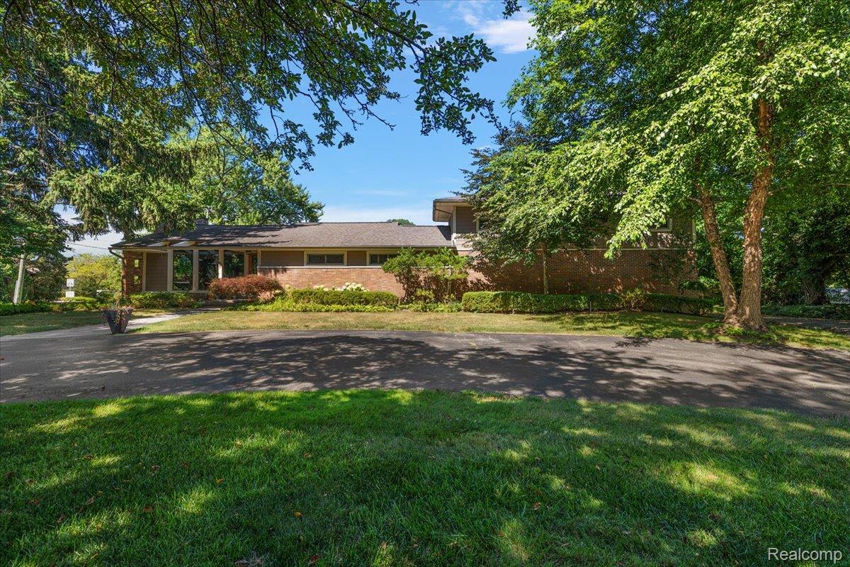 2300 Pine Lake Road