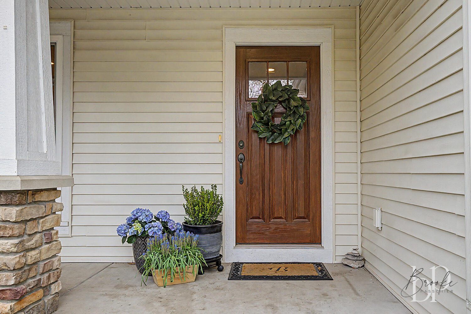 14282 Mackinaw Trail