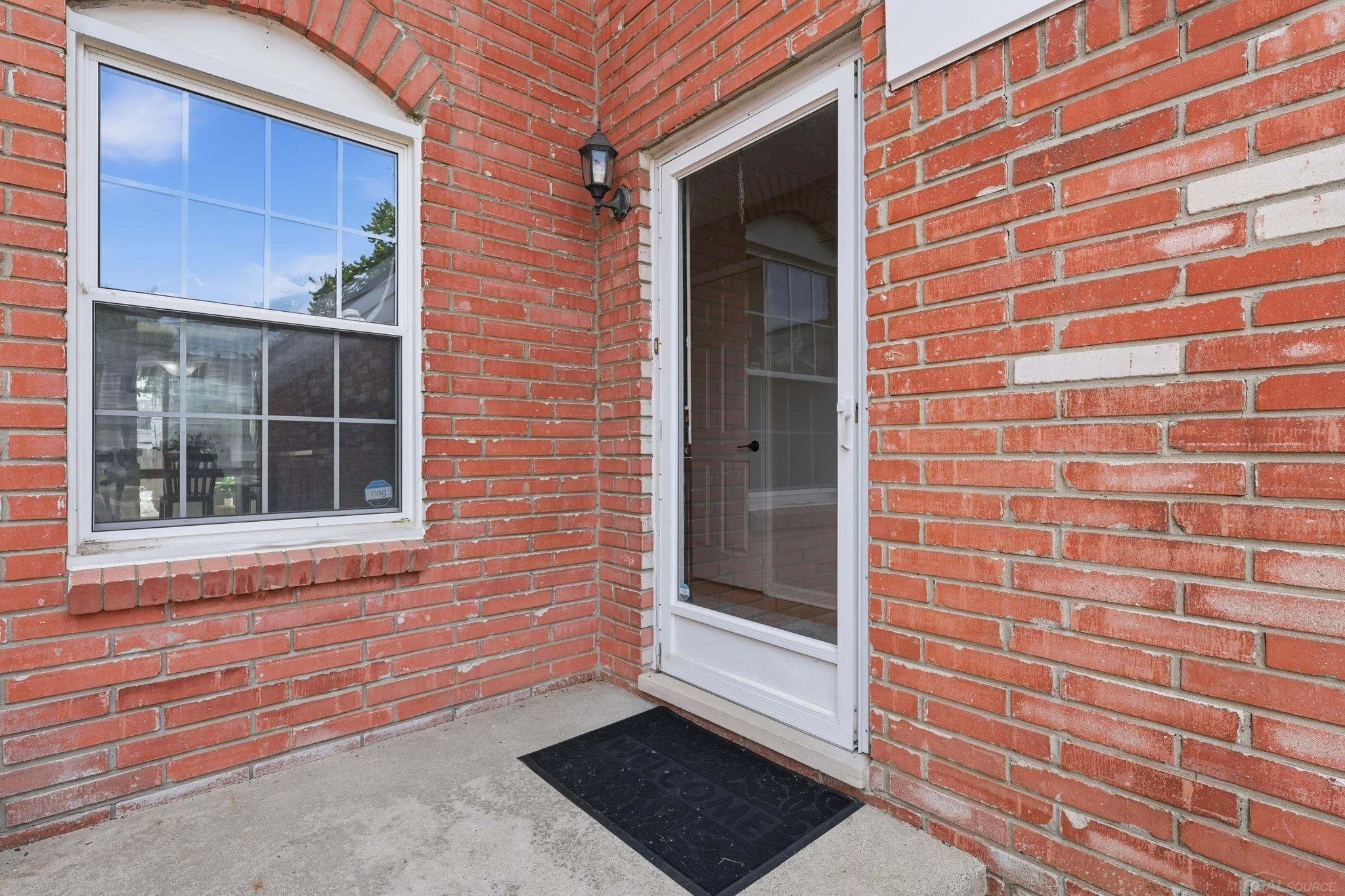 119 Manor Way