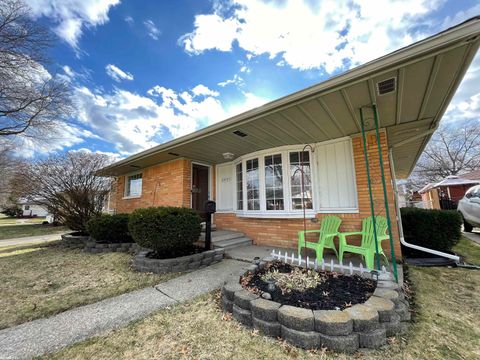 24705 Princeton Street St Clair Shores City MI 48080