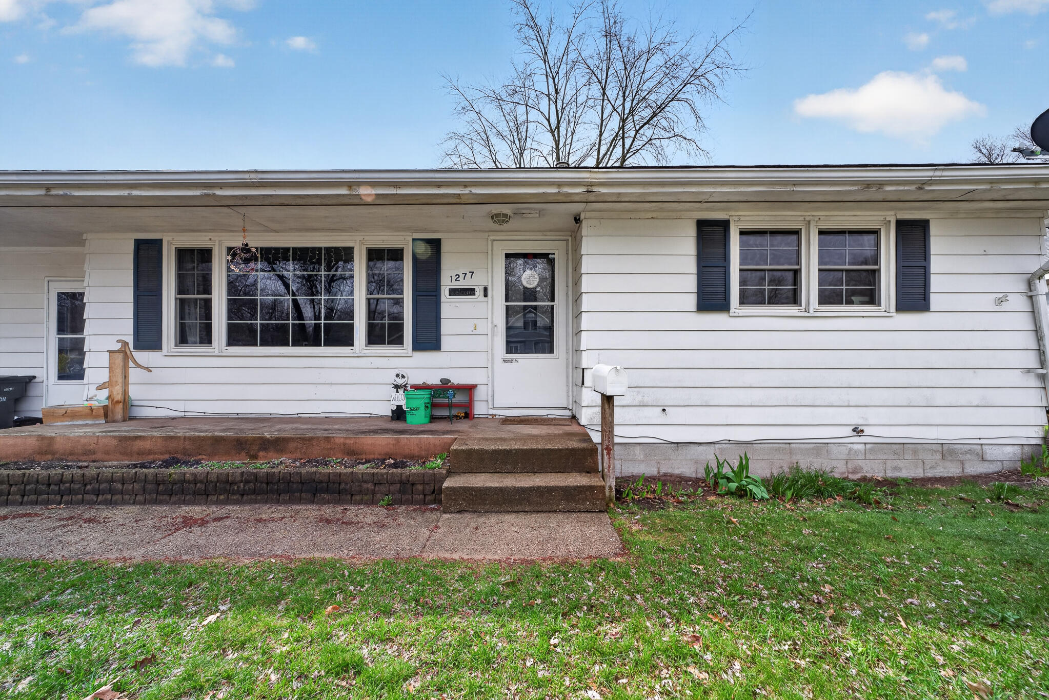 1277 Francis Avenue