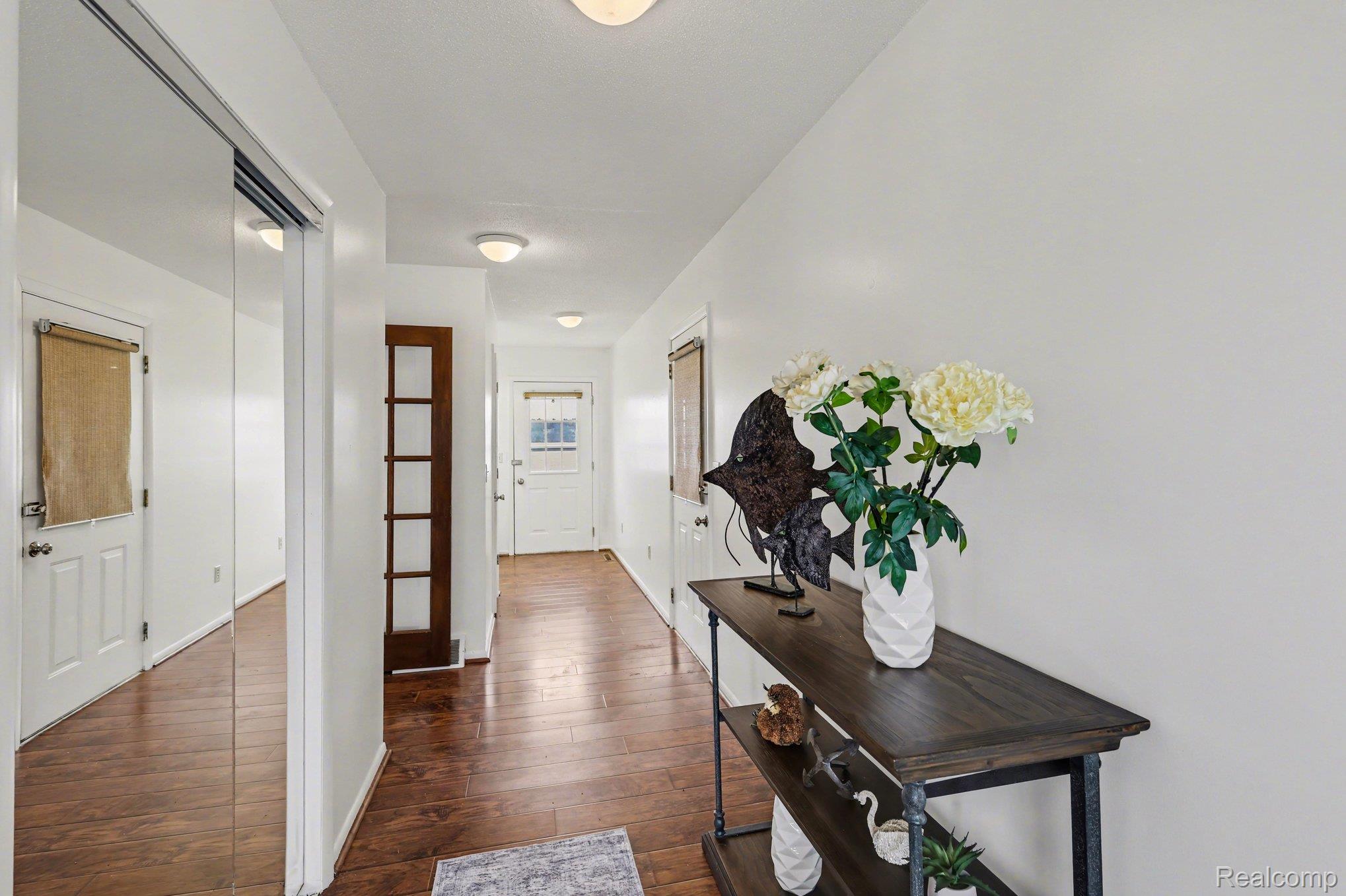 5225 Pine Drive