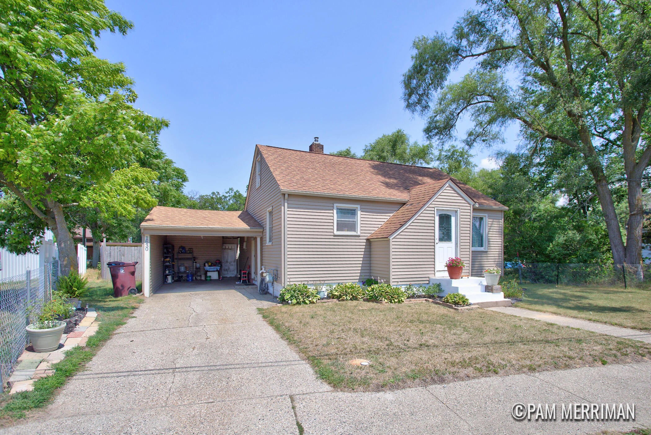 1630 Evanston Avenue