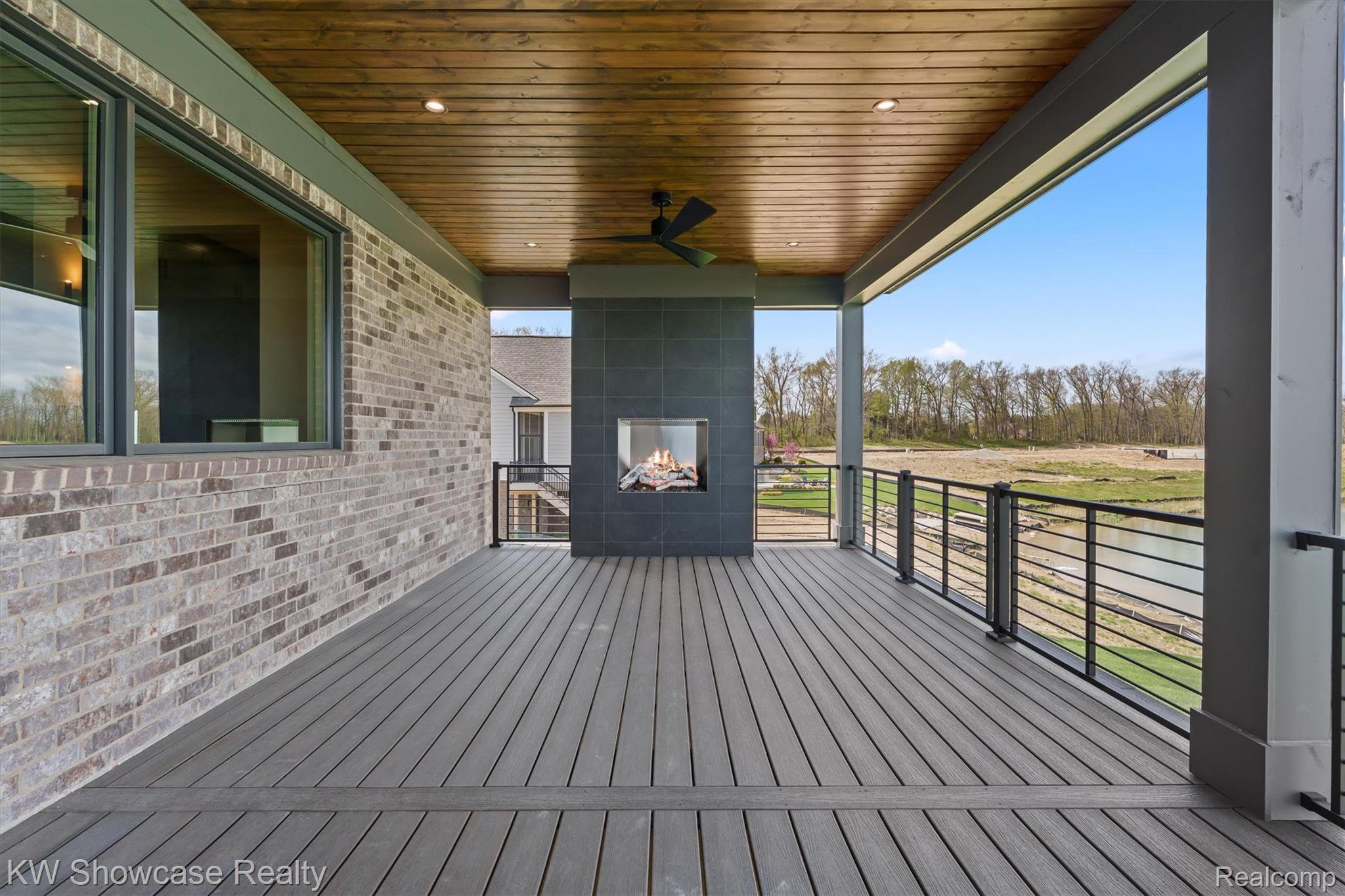 2559 Crystal Lake Drive