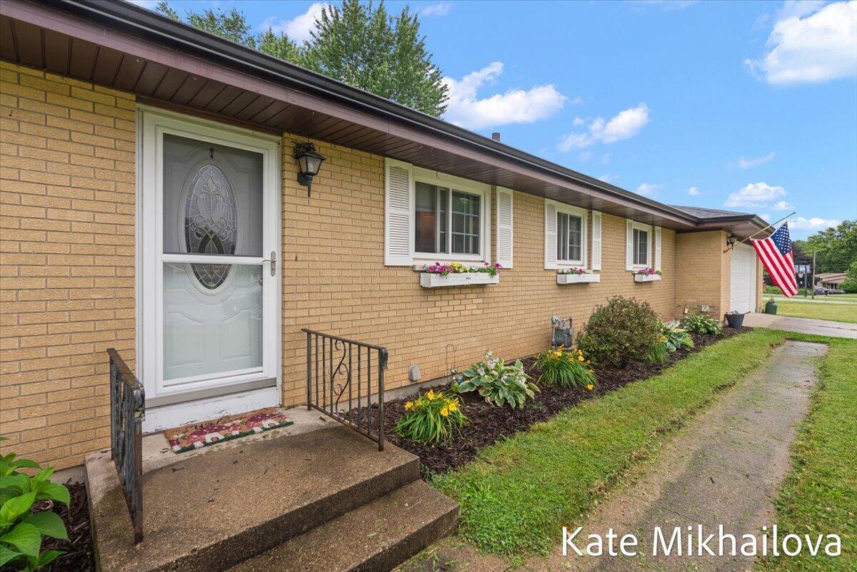 1249 Chalmers Drive