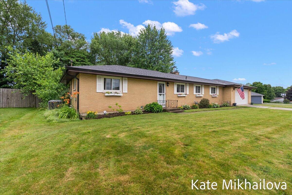 1249 Chalmers Drive