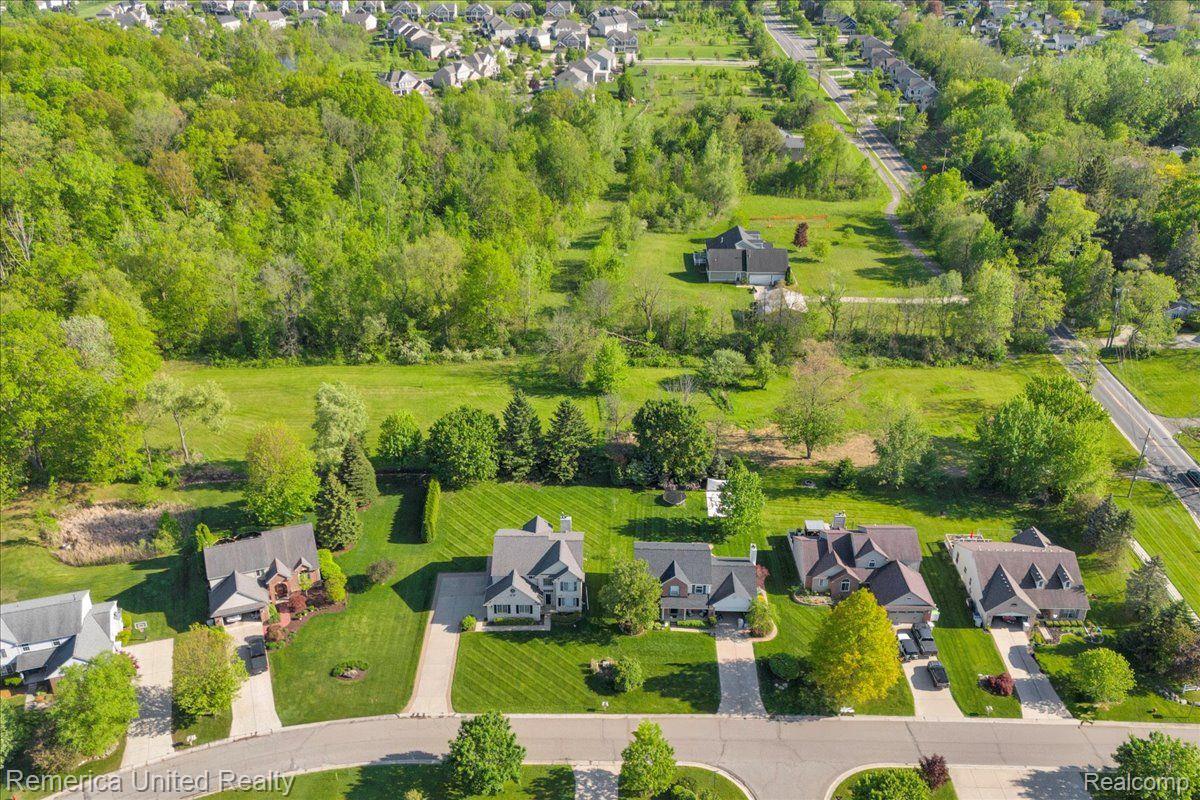 25100 MARTINDALE Road