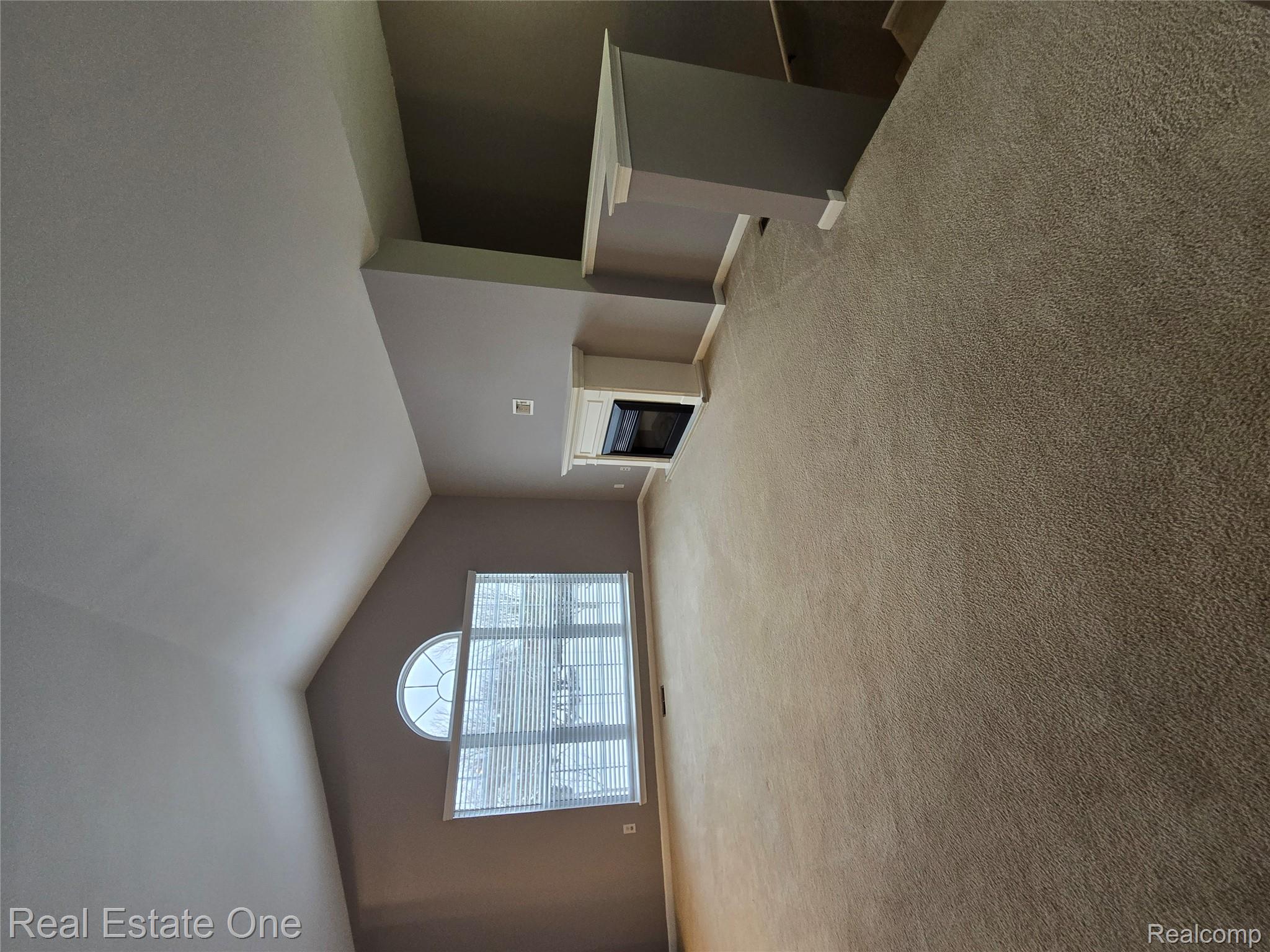 1716 DEEPWOOD Circle 43