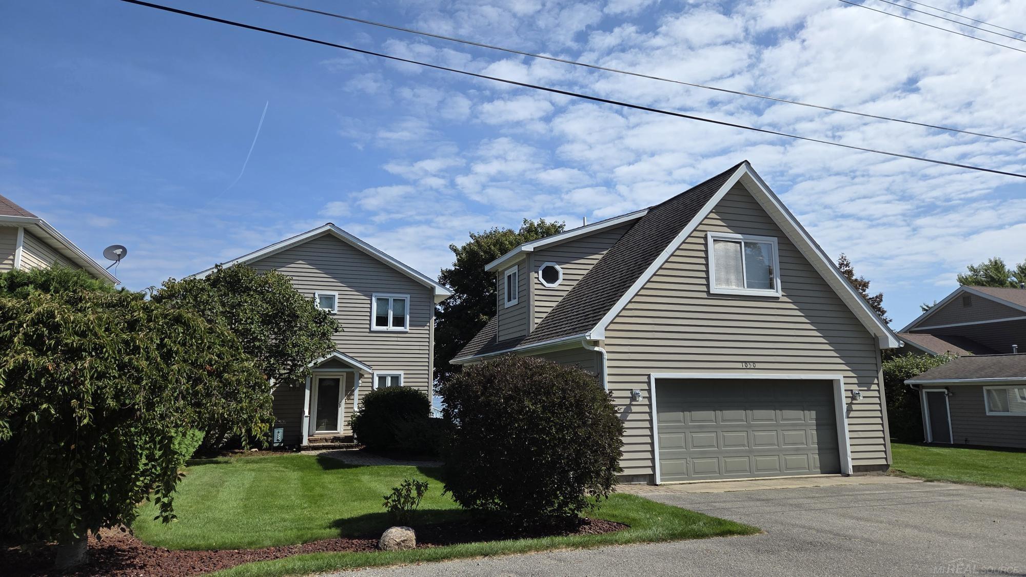 1050 Lakeside Drive