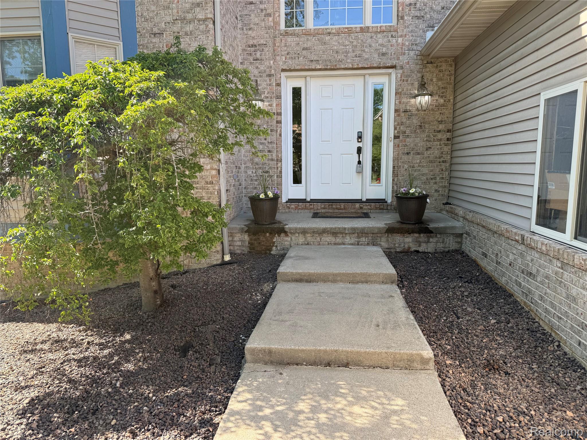 8318 Mill Pointe Court