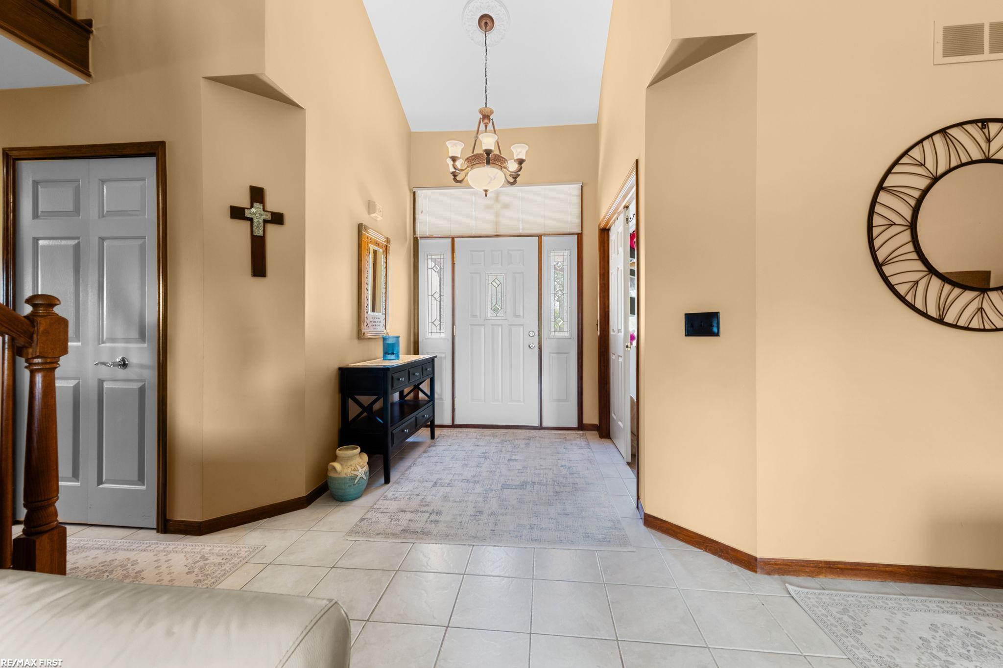 44325 Meadowlake Drive