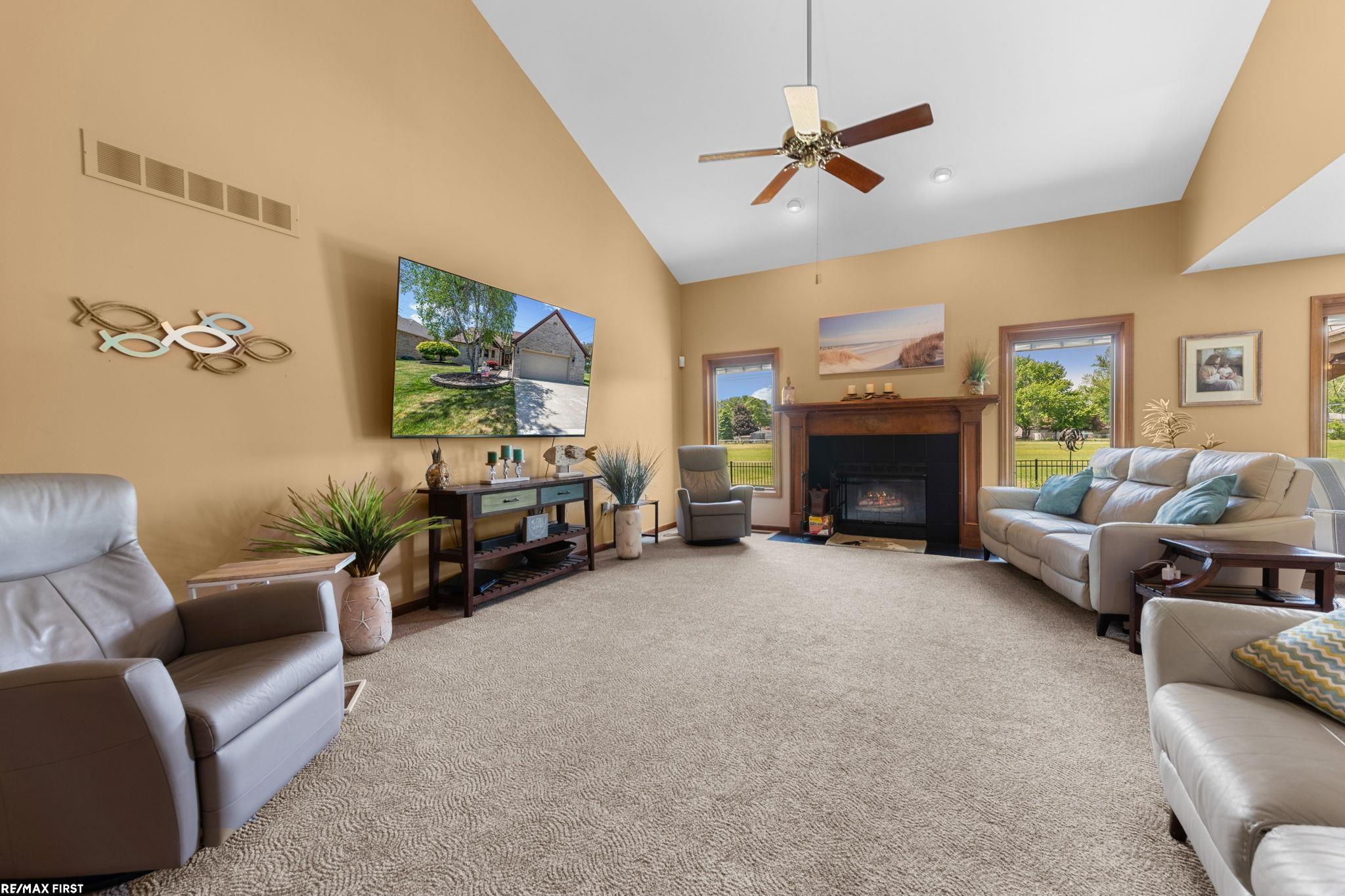44325 Meadowlake Drive