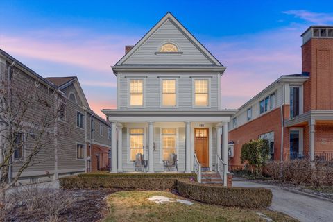 682 WALLACE Street Birmingham City Oakland MI 48009