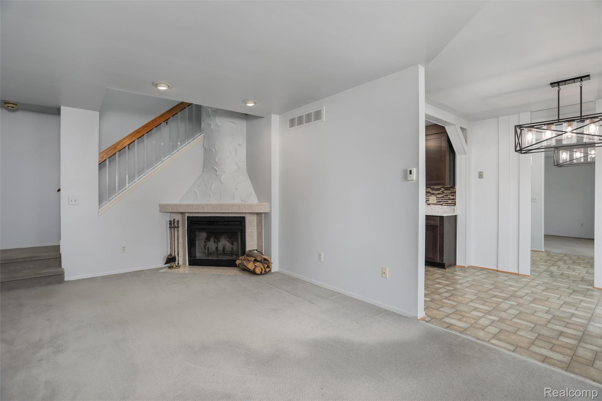 38928 Country Circle