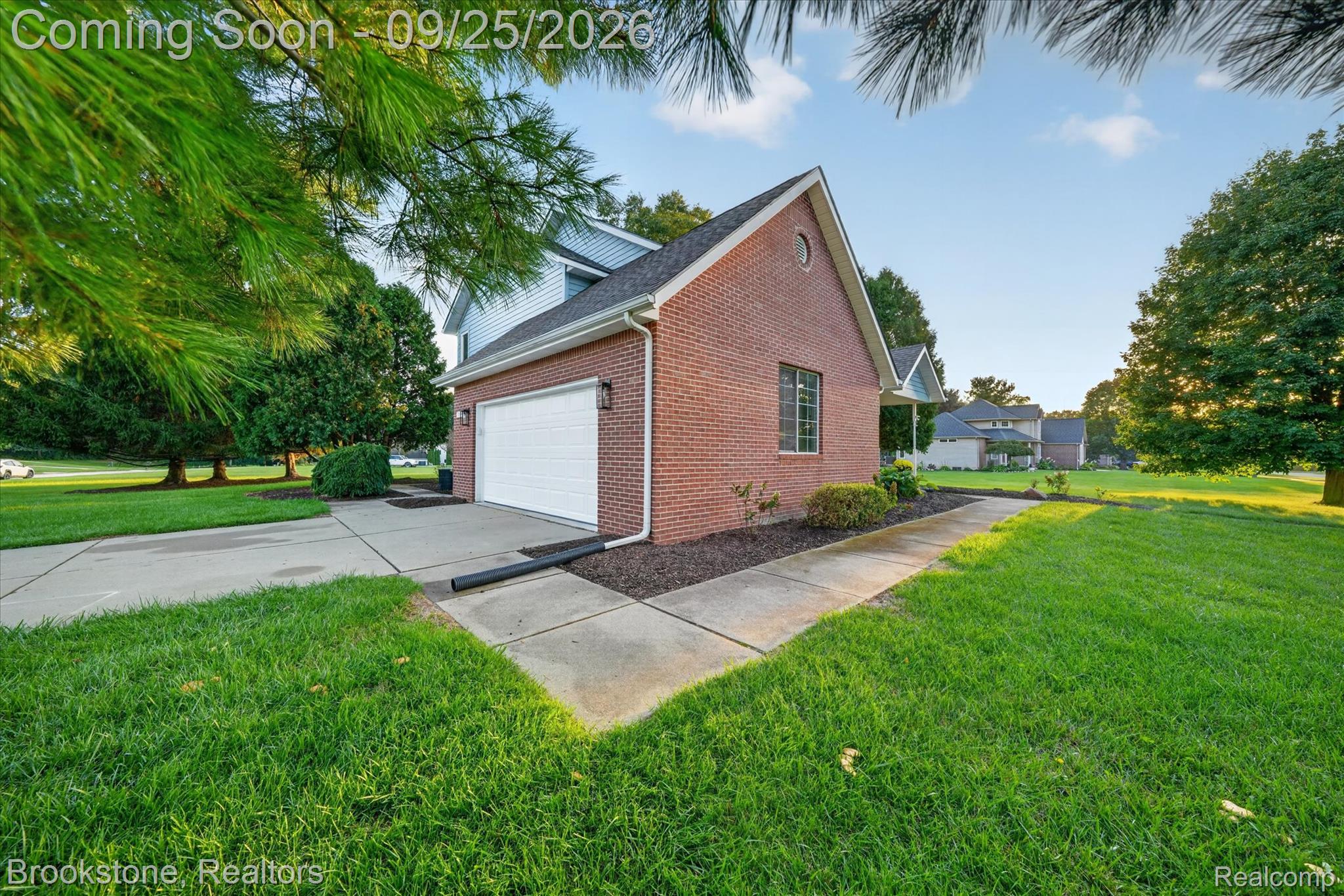 5390 Dillon Drive