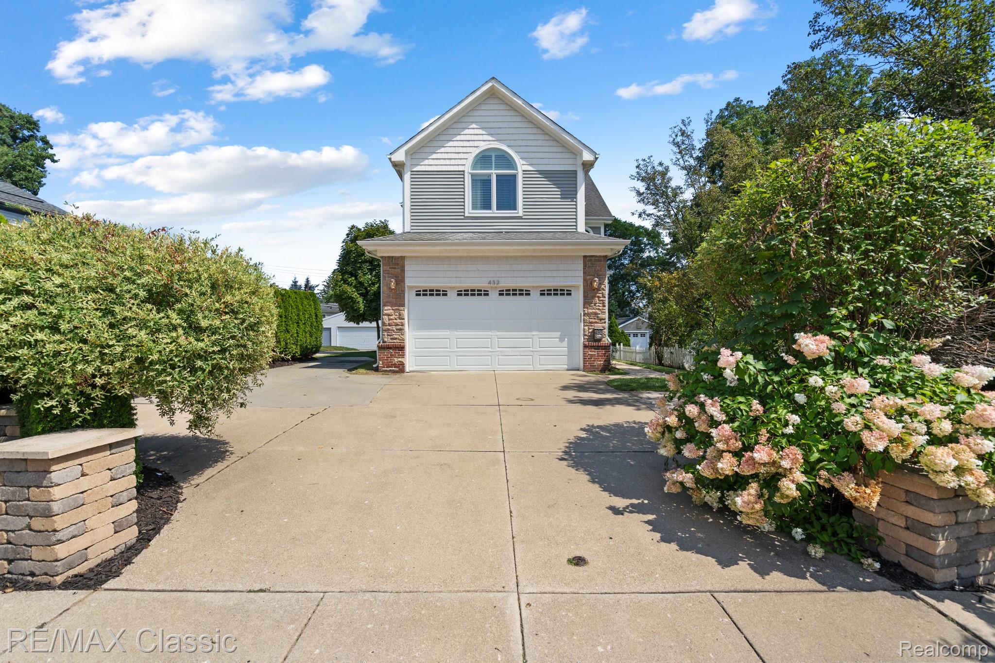 432 N Sheldon Road