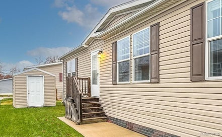6267 Imperial Dr. Tyrone Township MI 48430