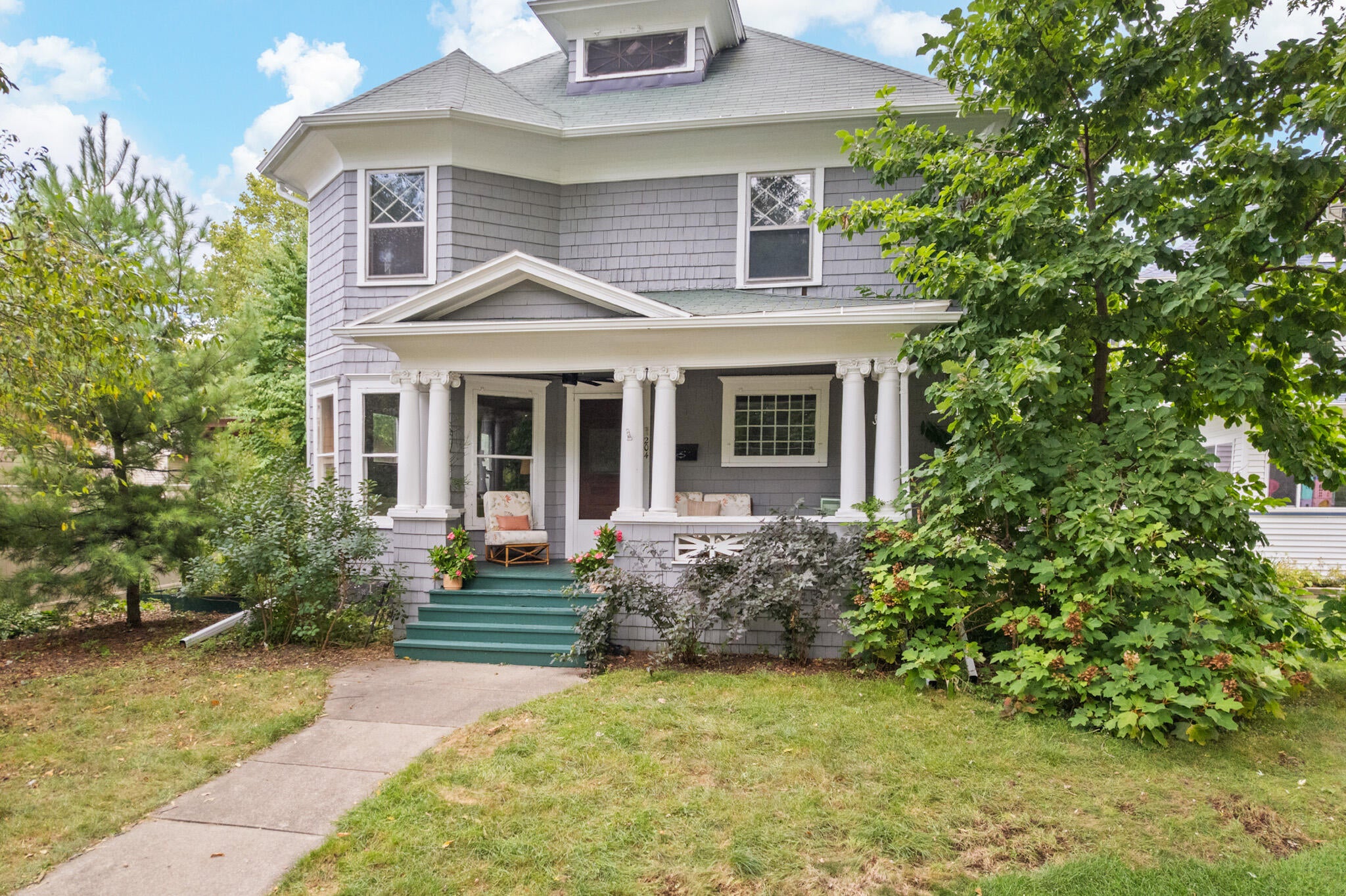 204 Edgewood Street