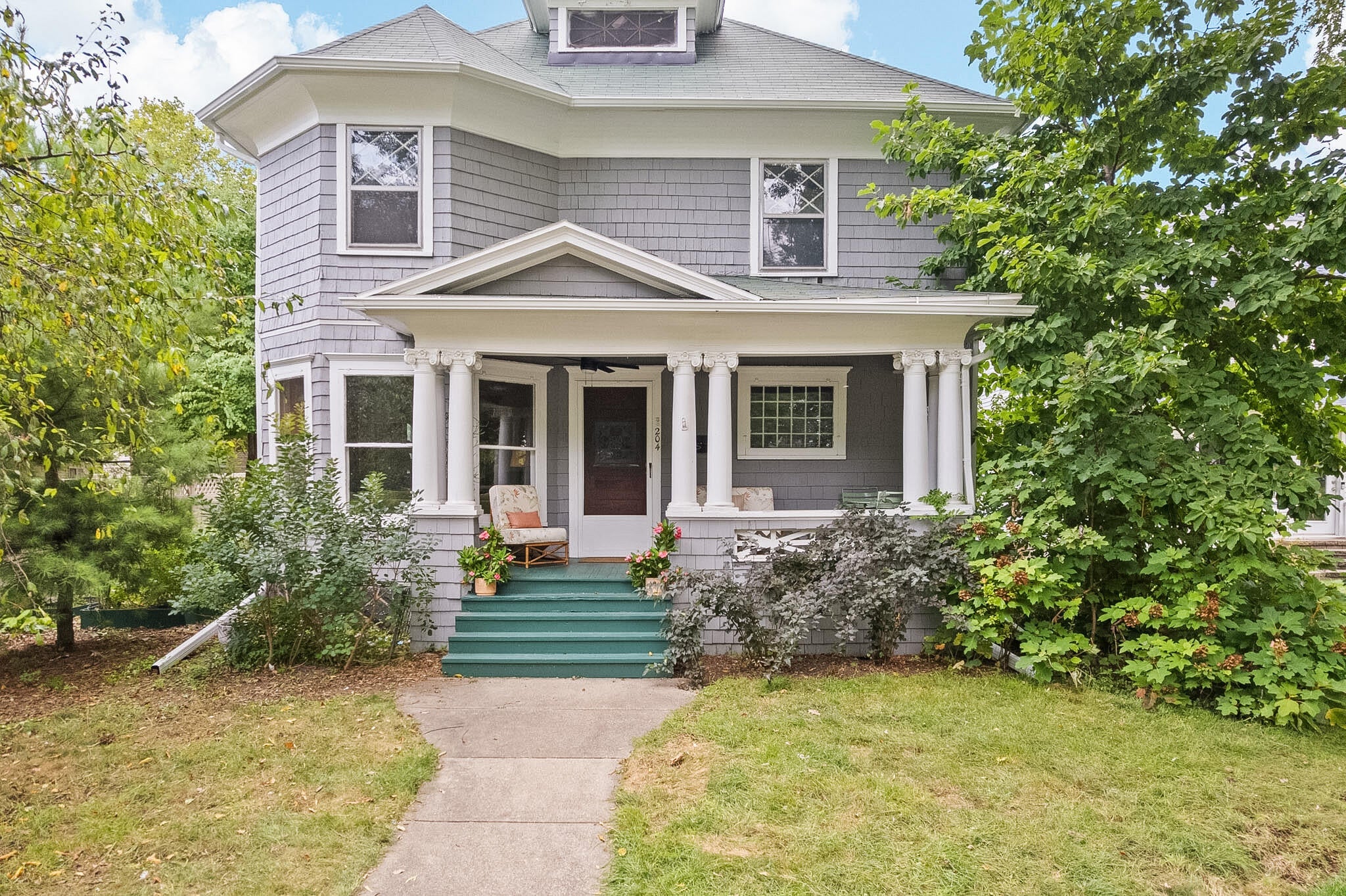 204 Edgewood Street