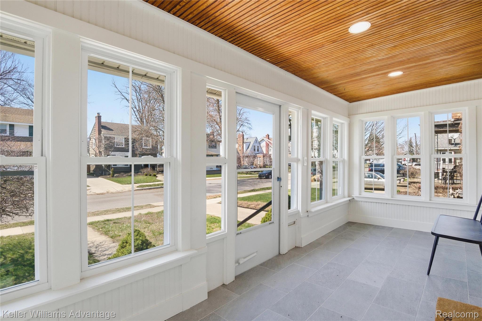 1029 Longfellow Avenue